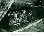 Click for larger image. Photo of weavers in Mamonov taken in 1896 or 1898. 